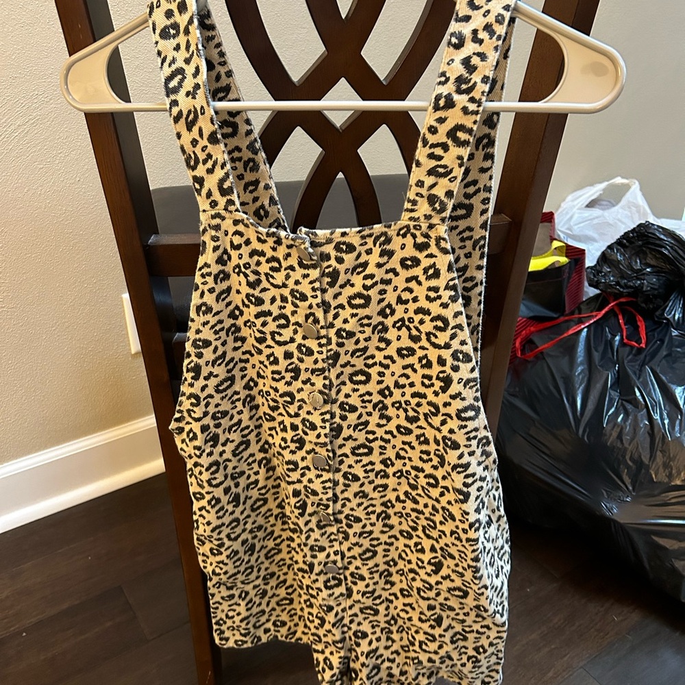 Lulu’s cheetah jumpsuit/romper